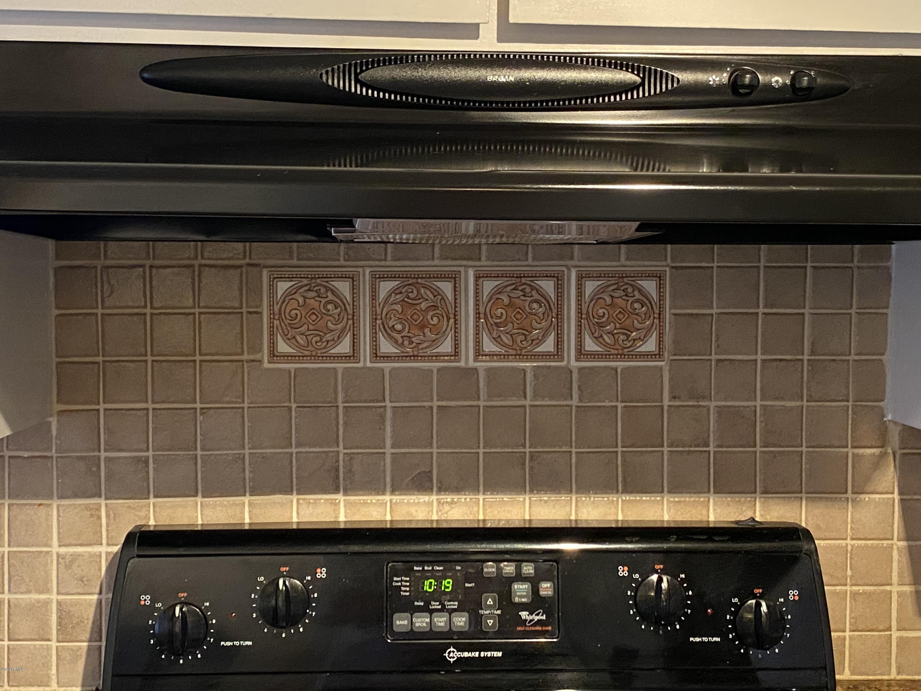 604 North Recker Road Mesa, AZ 85205 - Photo 8 of 43 New exhaust fan