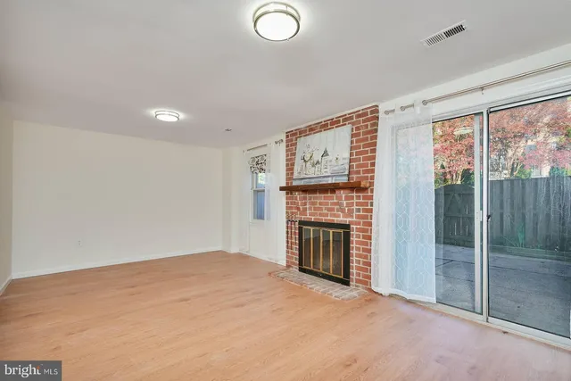 $758,000 | 10280 Arizona Circle, Unit 63, Bethesda, MD 20817