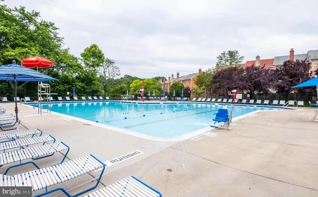 $758,000 | 10280 Arizona Circle, Unit 63, Bethesda, MD 20817