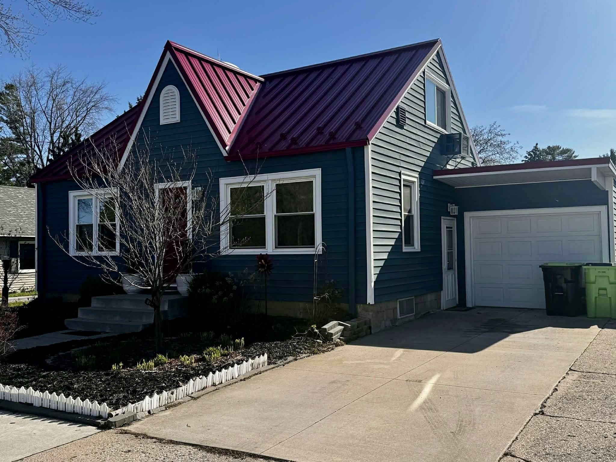 210 Academy Street Fox Lake, WI 53933 - Photo 8 of 58