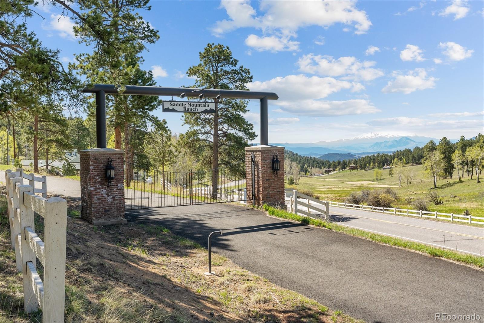 26545 Richmond Hill Road Conifer, CO 80433 - Photo 9 of 33