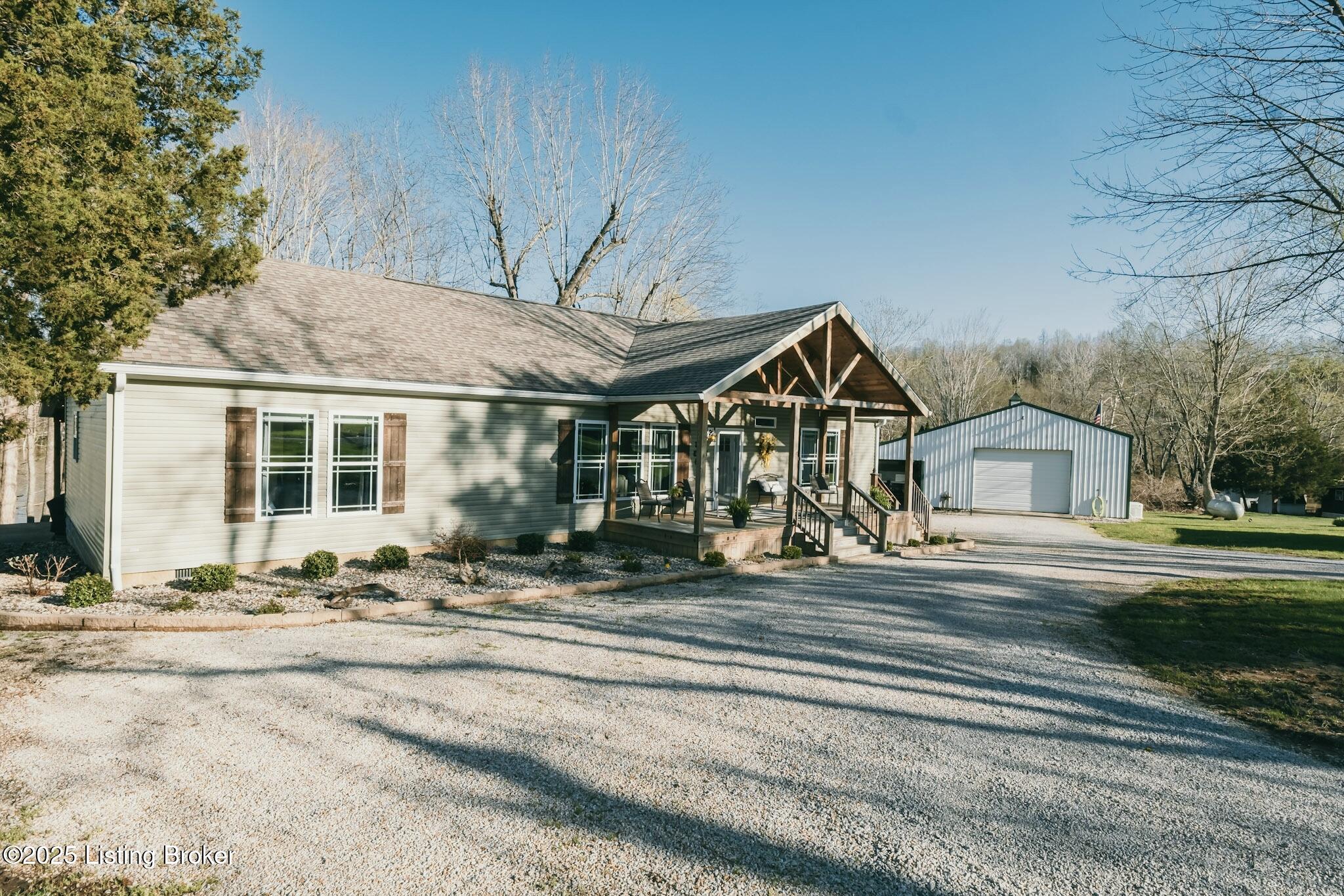 453 Mercer Bend Road Leitchfield, KY 42754 - Photo 3 of 88 IMG_2392