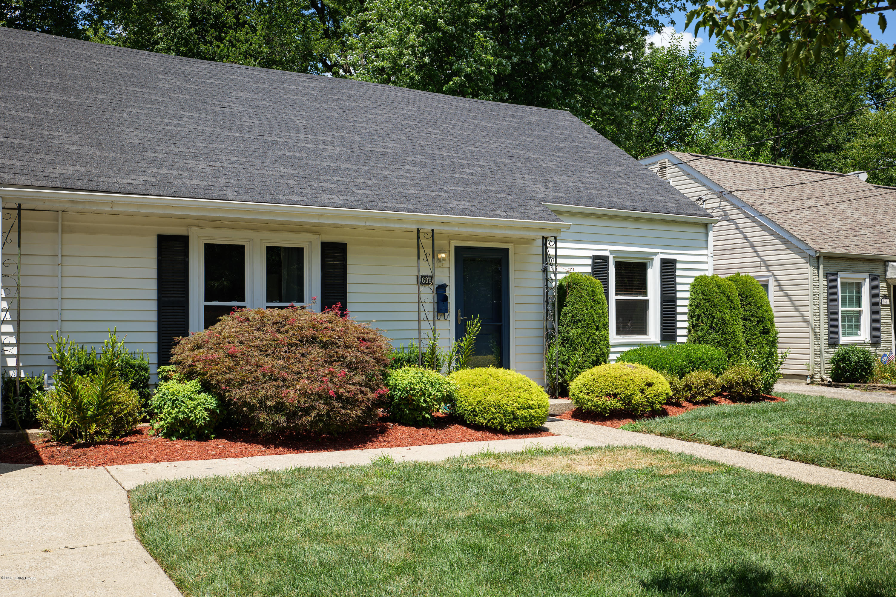 2609 Alanmede Road Louisville, KY 40205 - Photo 2 of 27 TF - MW - Alanmede (2 of 27)