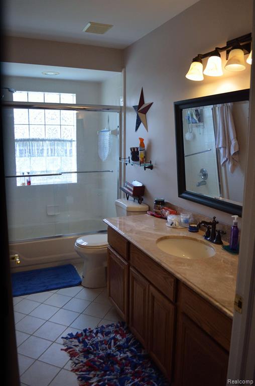 34348 Country Meadow Road Chesterfield, MI 48047 - Photo 8 of 20