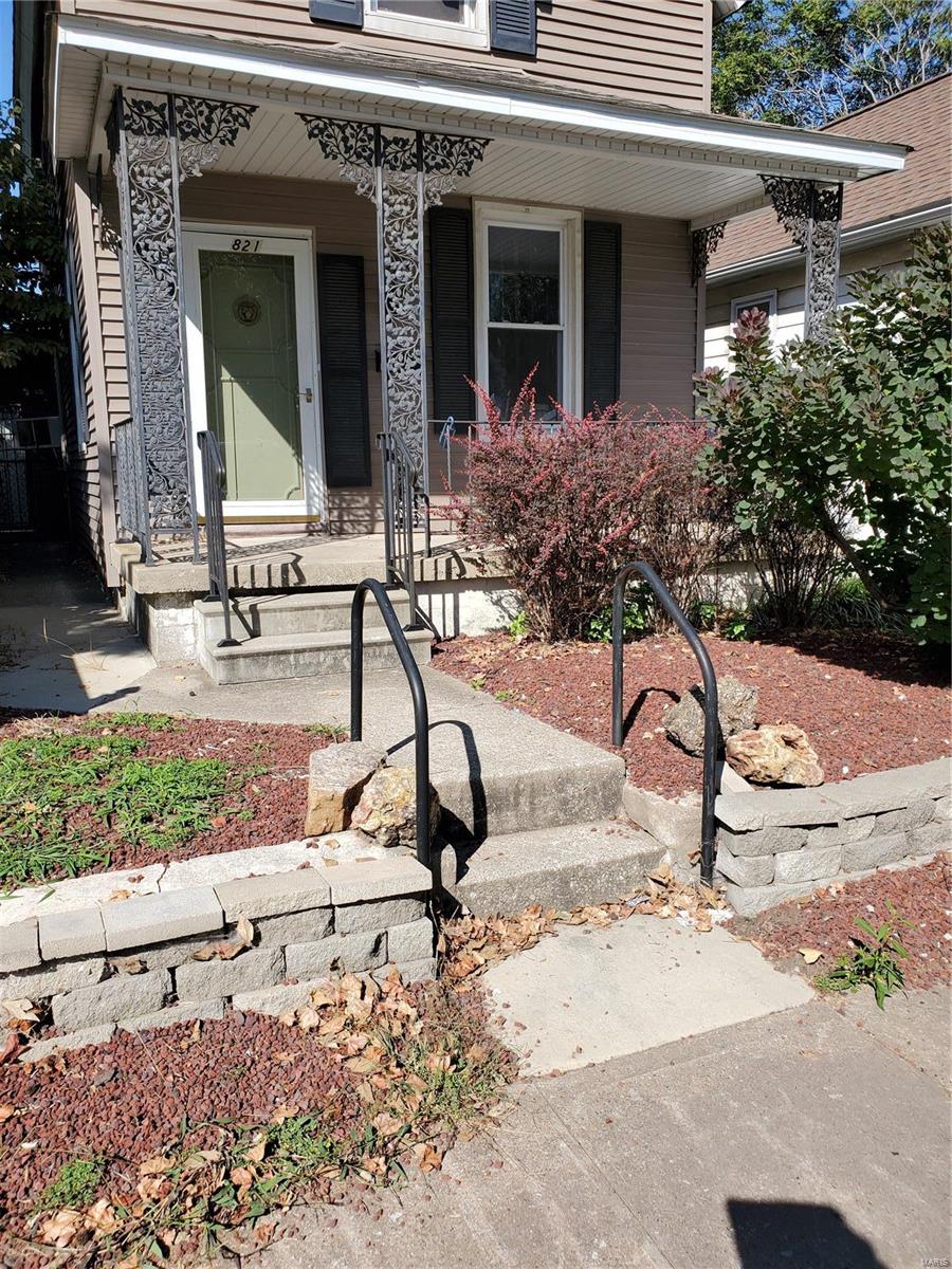 821 Iowa Street Madison, IL 62060 - Photo 2 of 31 Gallery Image 2