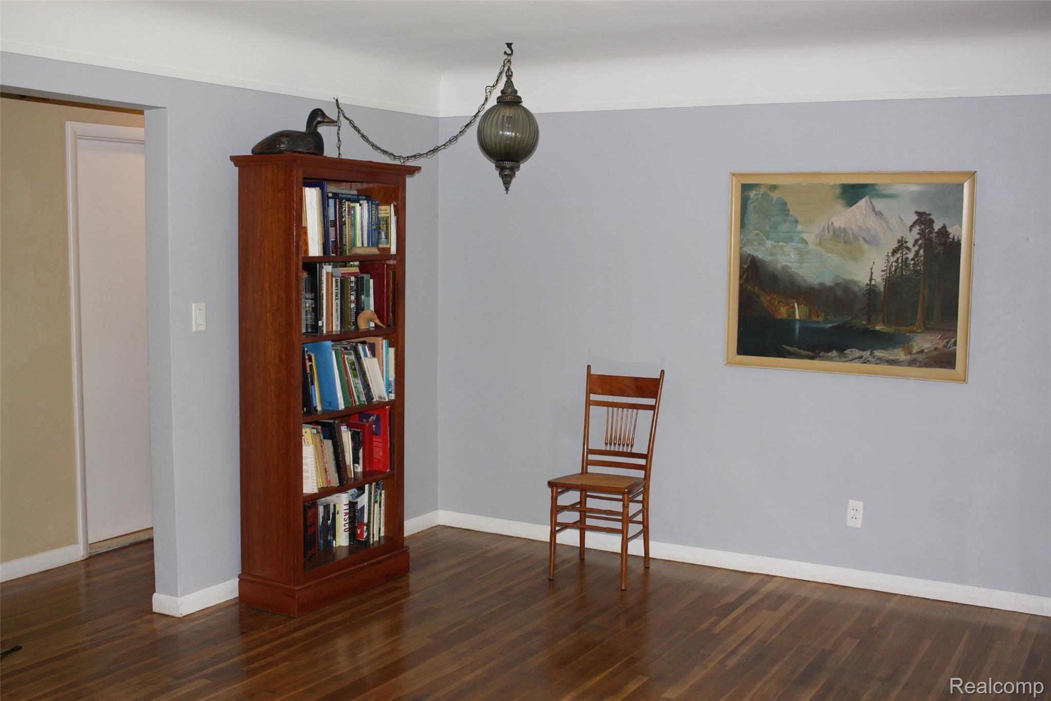 13101 Rattalee Lake Road Davisburg, MI 48350 - Photo 10 of 68 3 - szaj0CU.jpg
