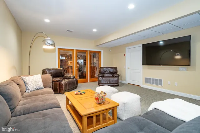 $15,000 | 2236 East Deerfield Drive, Media, PA 19063