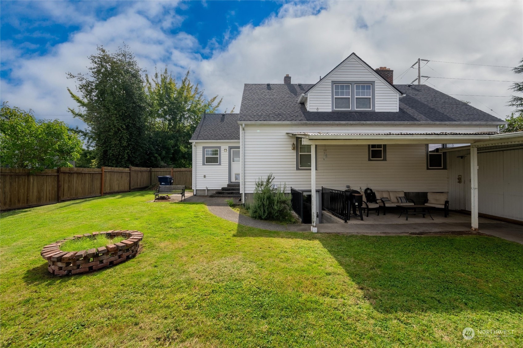 1117 McLean Road Mount Vernon, WA 98273 - Photo 37 of 39 Gallery Image 37