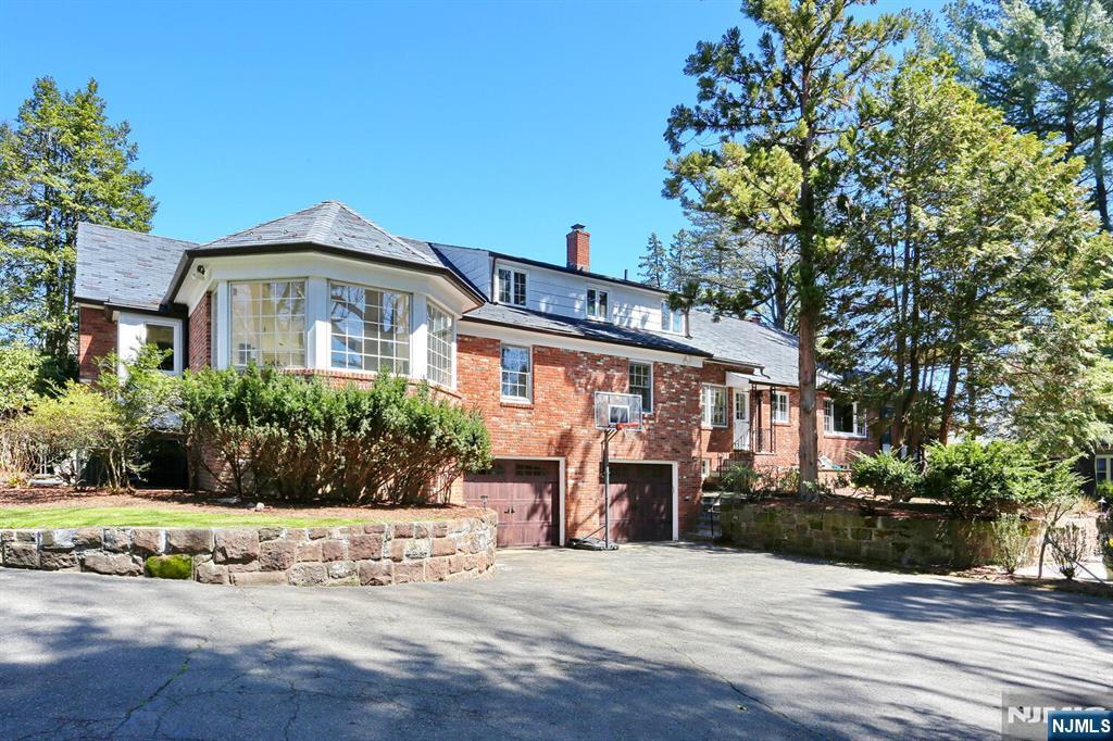 328 West Ridgewood Avenue Ridgewood, NJ 07450 - Photo 49 of 49