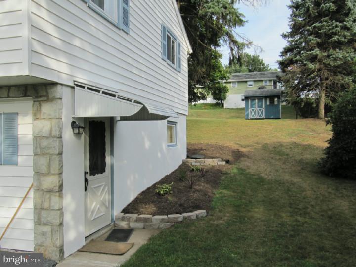 3004 Curtis Road Reading, PA 19608 - Photo 5 of 19 Exterior Side