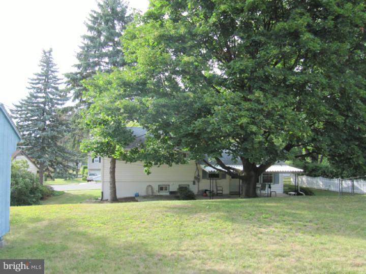 3004 Curtis Road Reading, PA 19608 - Photo 7 of 19 Exterior Back