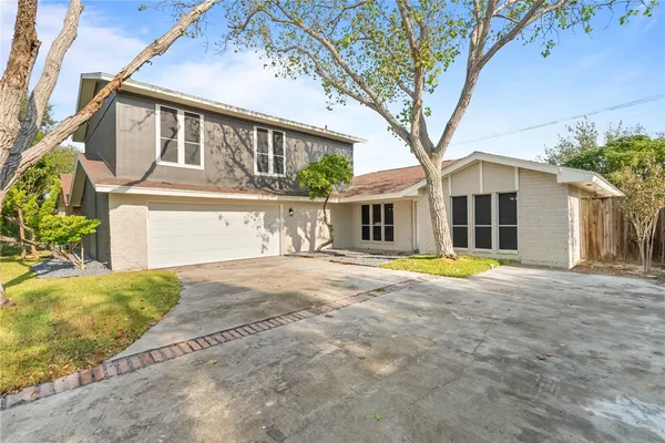 a view of a house with a outdoor space