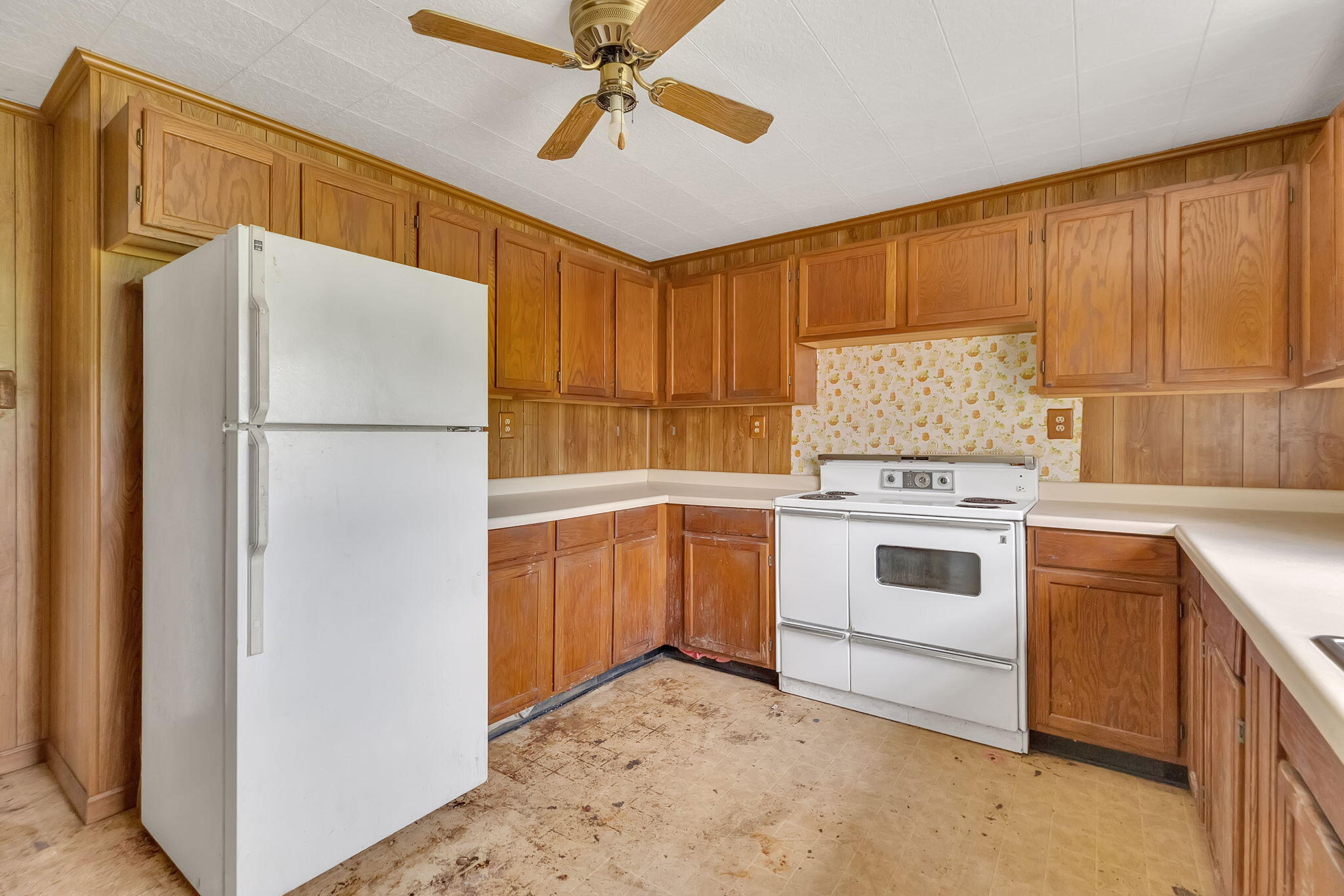 649 Piney Grove Road Hampton, TN 37658 - Photo 11 of 19 11-web-or-mls-217A7847