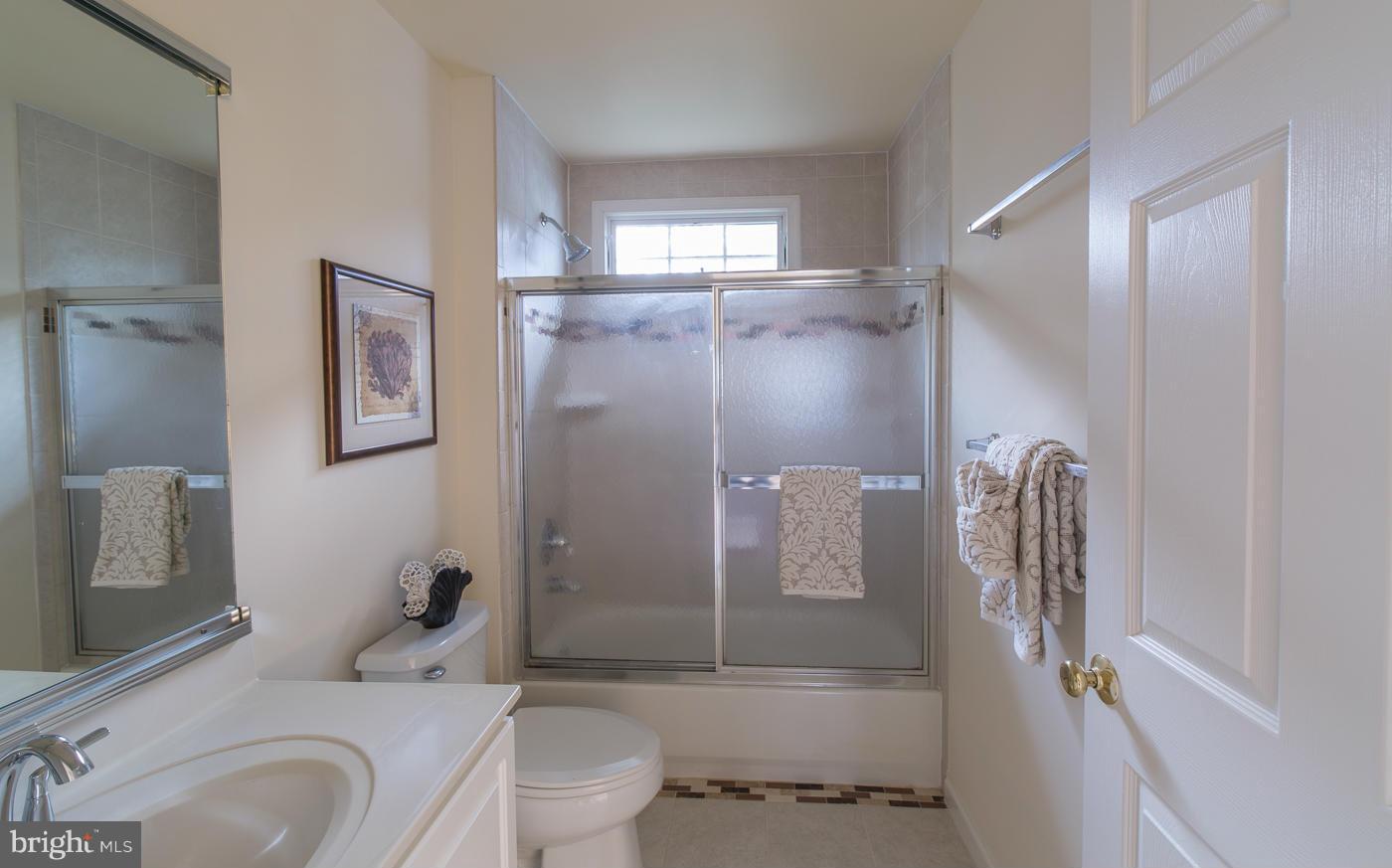 1310 Stable Farm Court Reston, VA 20194 - Photo 21 of 30 Bath