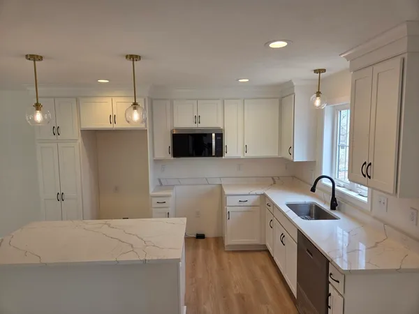 $589,000 | 180 Petersham Road, Phillipston, MA 01331