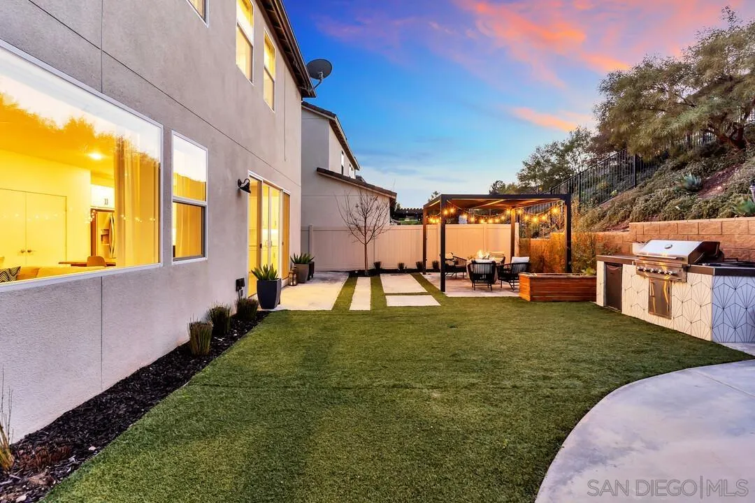 8844 Weston Road Santee, CA 92071 - Photo 37 of 48