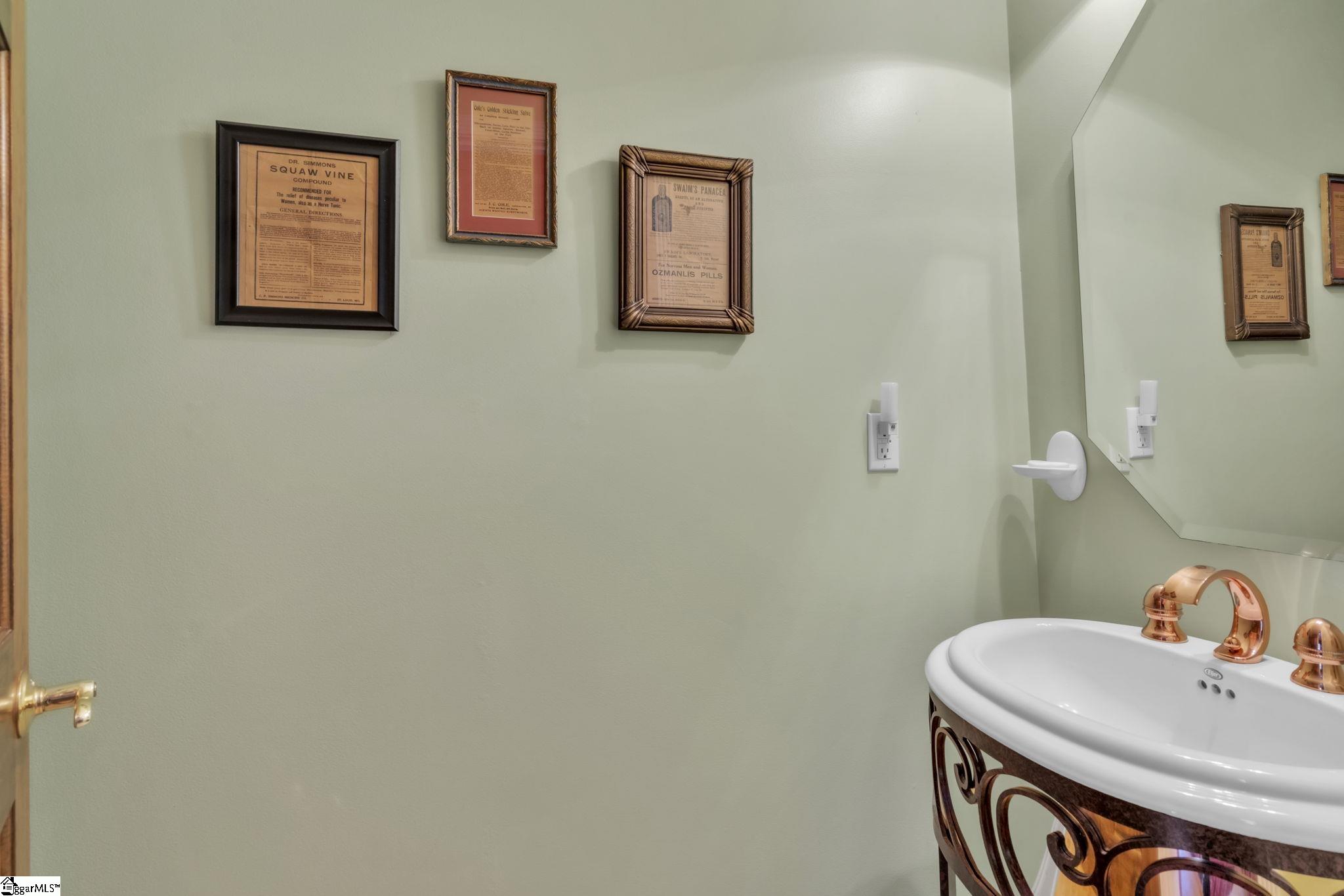 214 Raven Cliff Road Cleveland, SC 29635 - Photo 7 of 47
