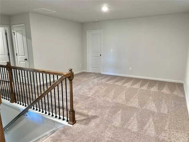 $2,400 | 440 Point Place Drive, Loganville, GA 30052