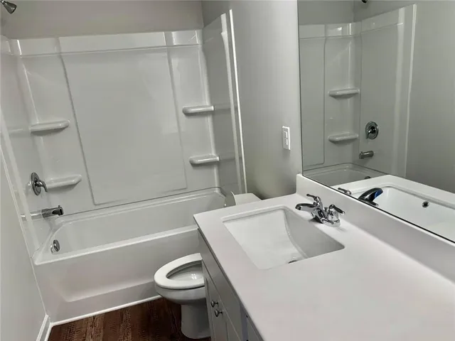 $2,400 | 440 Point Place Drive, Loganville, GA 30052