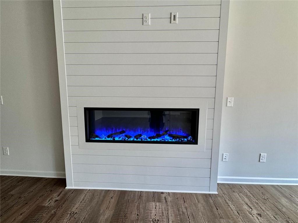 440 Point Place Drive Loganville, GA 30052 - Photo 7 of 24