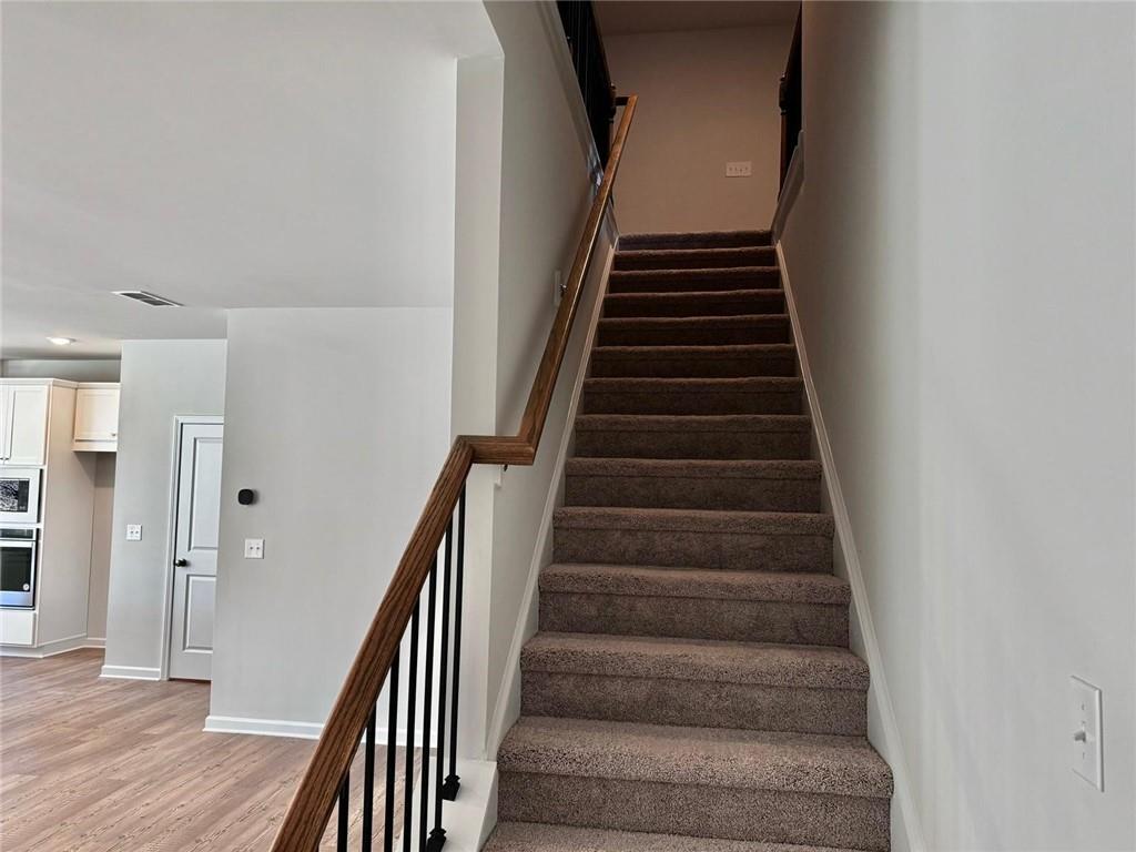 440 Point Place Drive Loganville, GA 30052 - Photo 10 of 24