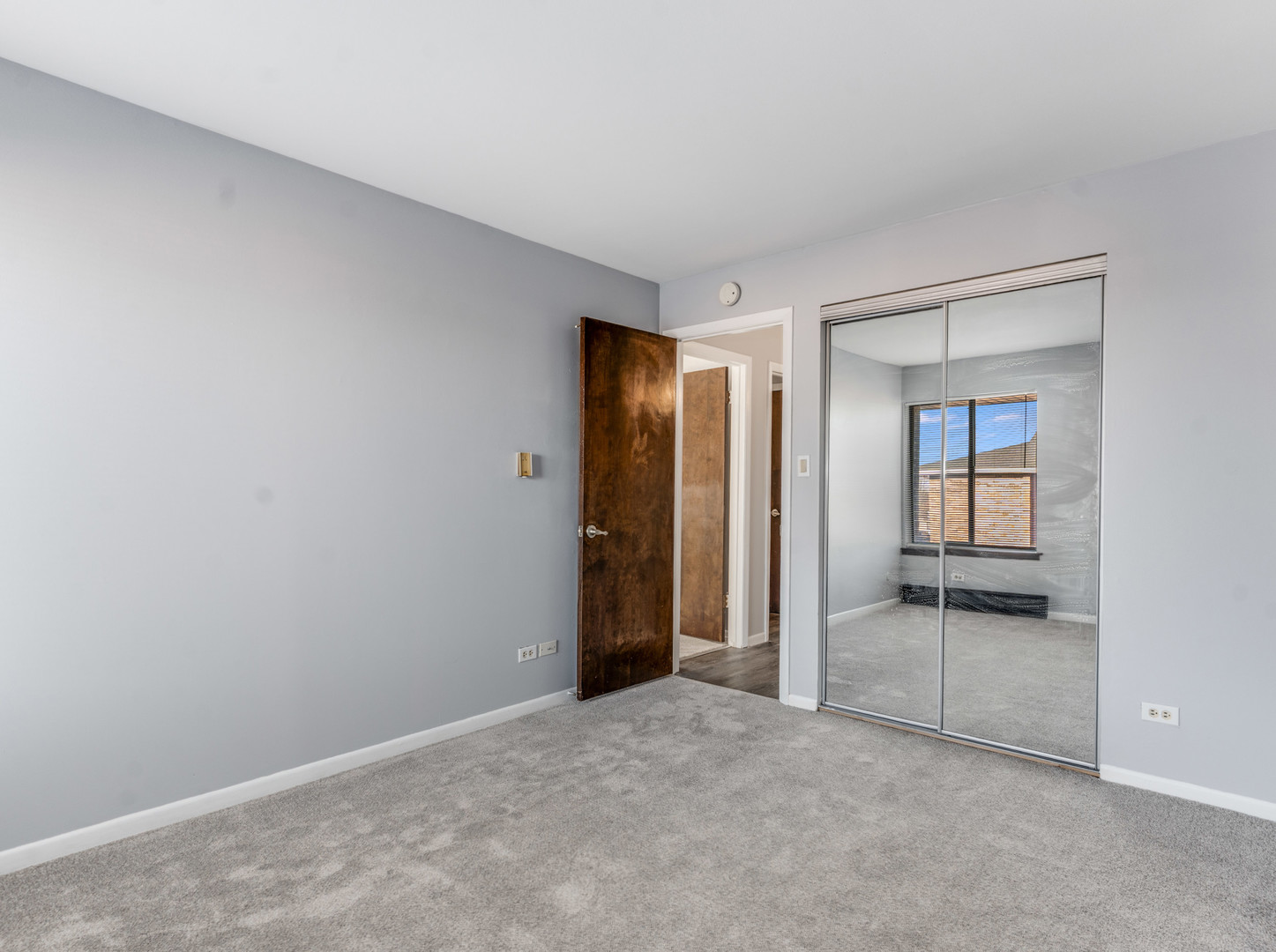 15818 Terrace Drive, Unit R3 Oak Forest, IL 60452 - Photo 13 of 17