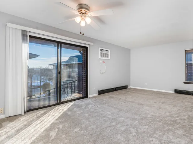 $164,900 | 15818 Terrace Drive, Unit R3, Oak Forest, IL 60452