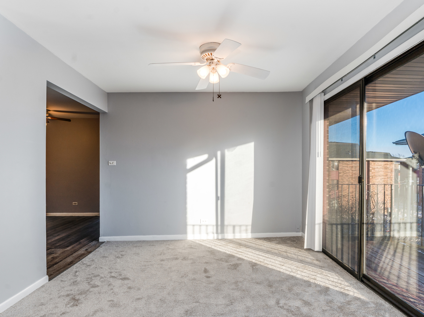 15818 Terrace Drive, Unit R3 Oak Forest, IL 60452 - Photo 5 of 17