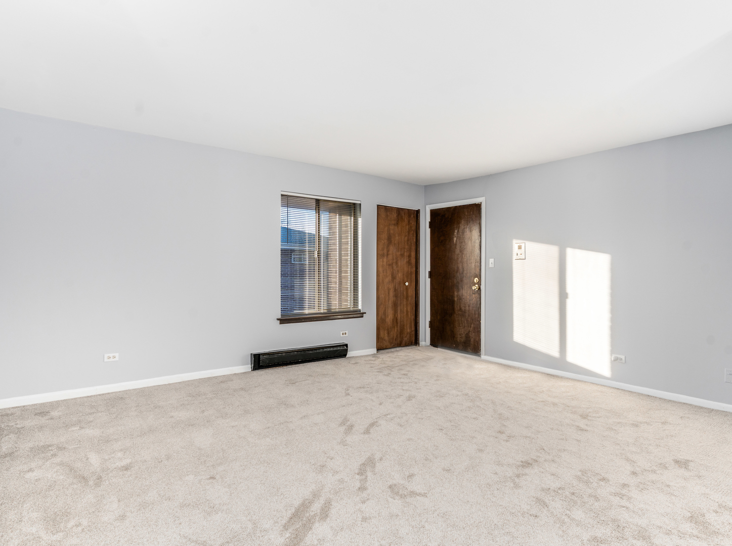 15818 Terrace Drive, Unit R3 Oak Forest, IL 60452 - Photo 6 of 17