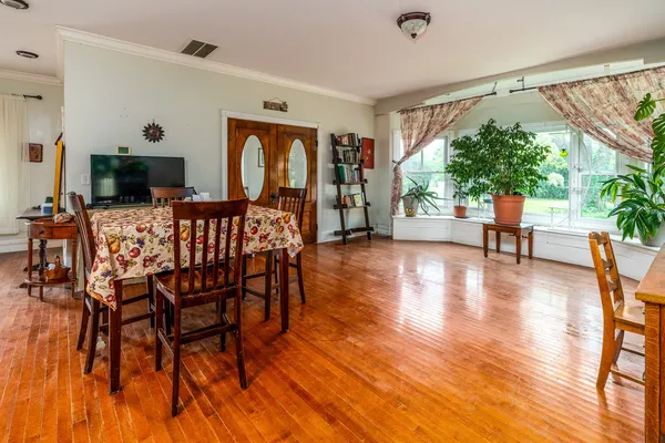 $395,000 | 1215 Trolley Road, Eldorado, IL 62930