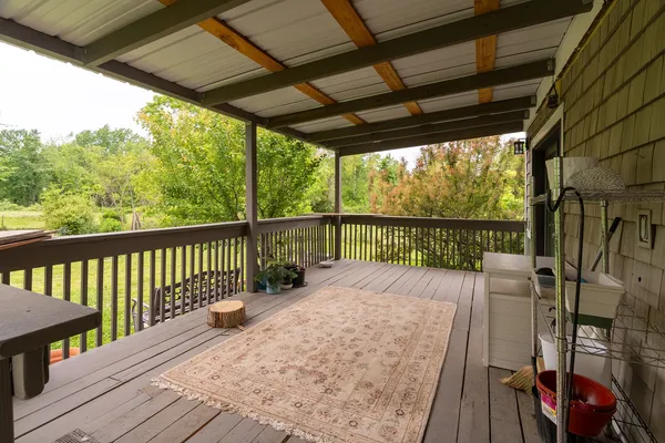 $395,000 | 1215 Trolley Road, Eldorado, IL 62930