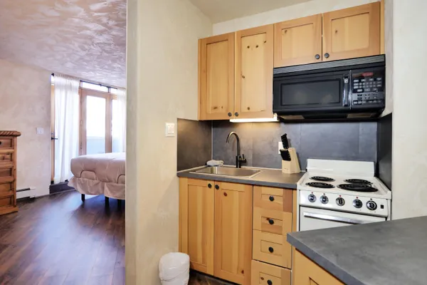 $7,500,000 | 130 Russell Drive, Mountain Village, CO 81435