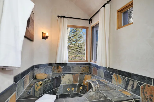 $7,500,000 | 130 Russell Drive, Mountain Village, CO 81435