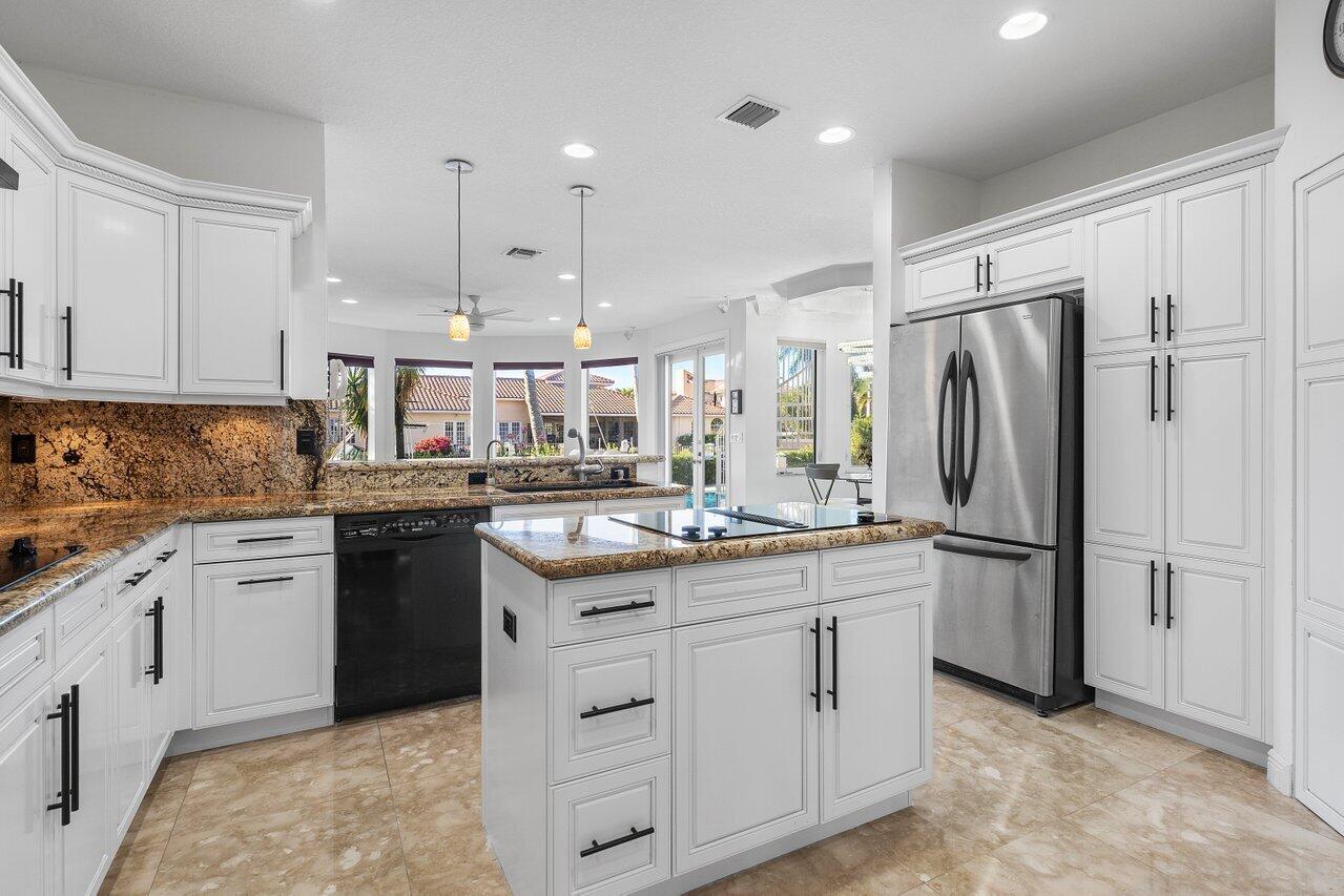 560 Southwest 15th Street Boca Raton, FL 33432 - Photo 24 of 57 003-560Southwest15thStreet-BocaRaton-FL-