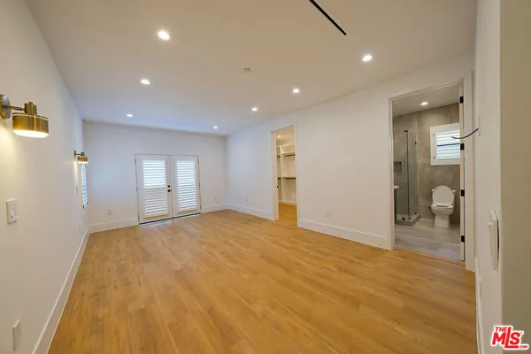 a view of empty room