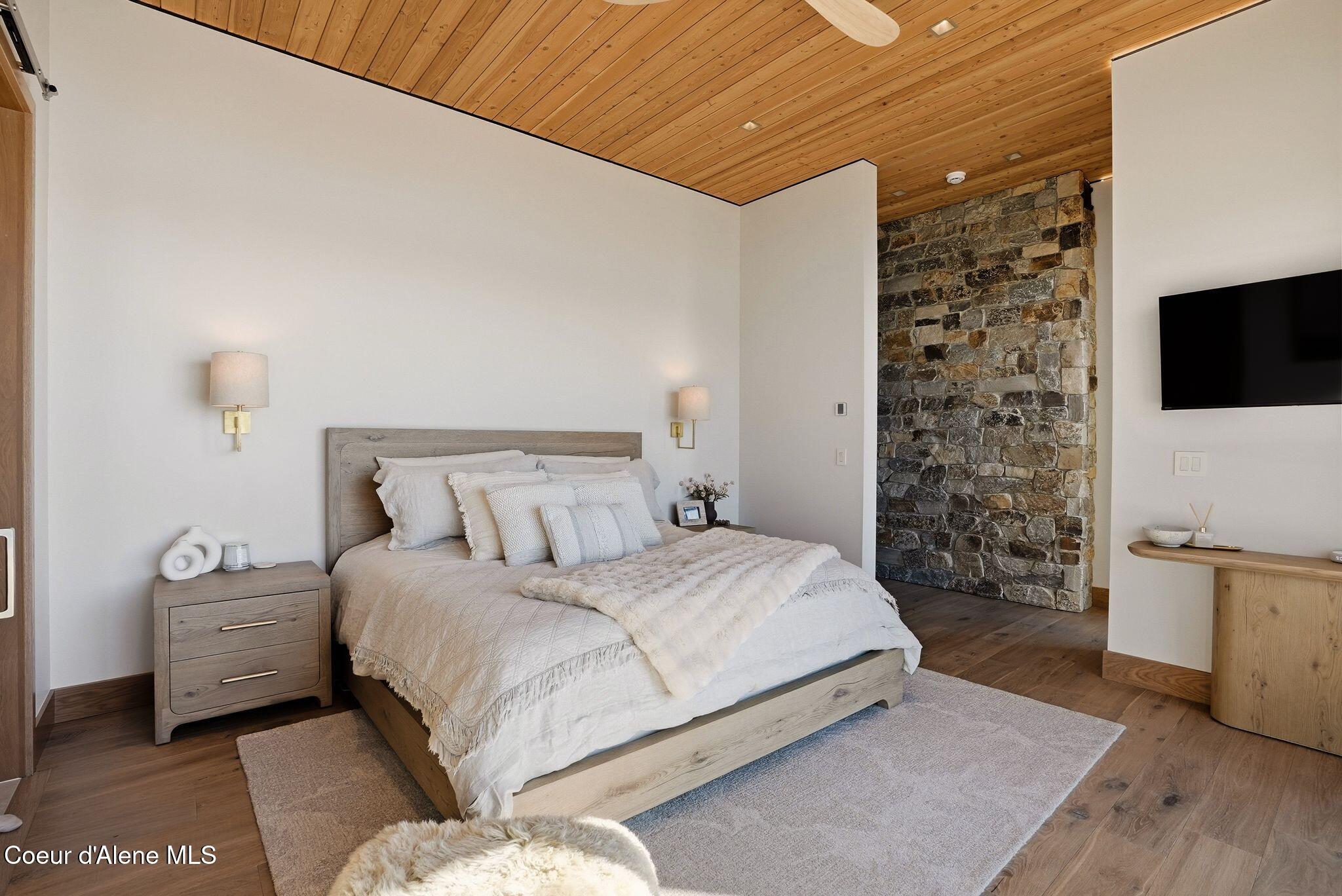 8190 Pin Oak Road Worley, ID 83876 - Photo 45 of 110 44_Inside-Media-Pin Oak New-10