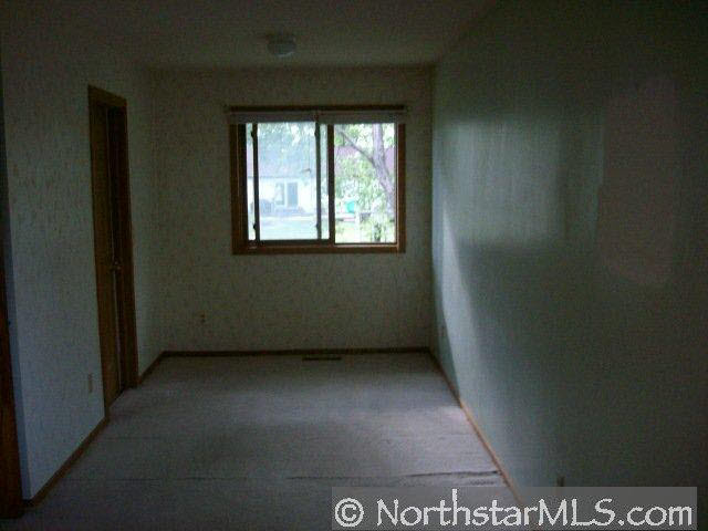 2617 County Rd I Mounds View, MN 55112 - Photo 5 of 9