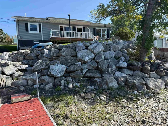 $495,000 | 194 Lakewood Drive, Swanton, VT 05488