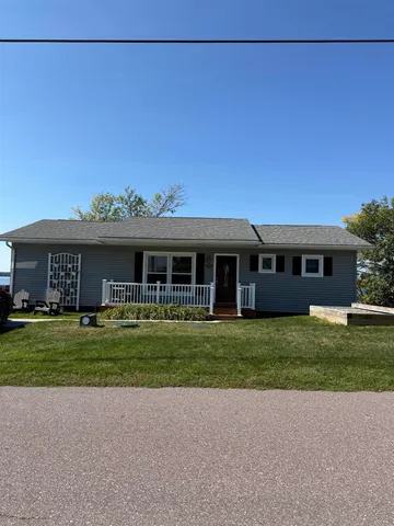 $495,000 | 194 Lakewood Drive, Swanton, VT 05488