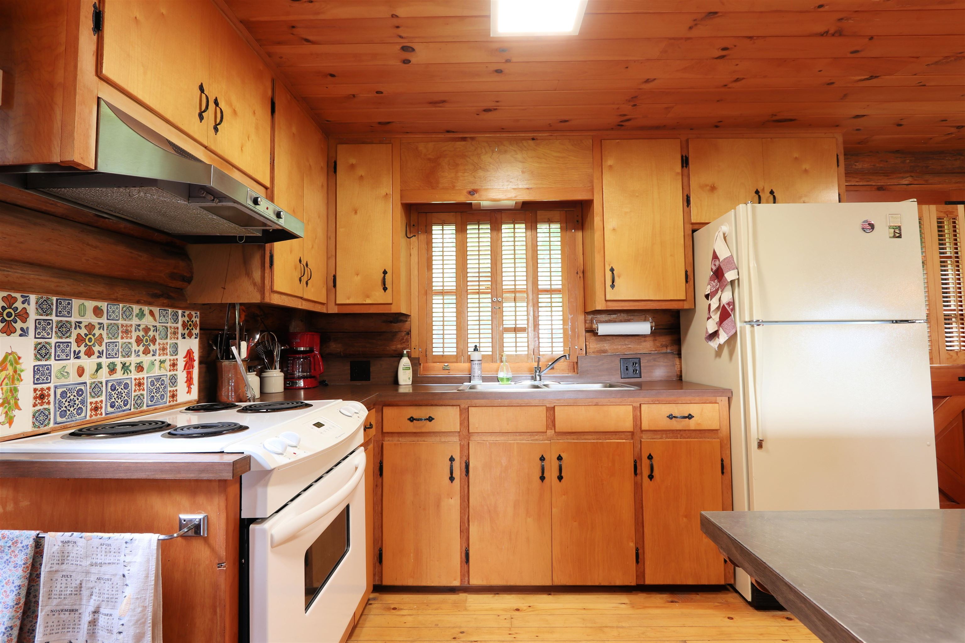 176 Oneida Road Danville, VT 05828 - Photo 6 of 35