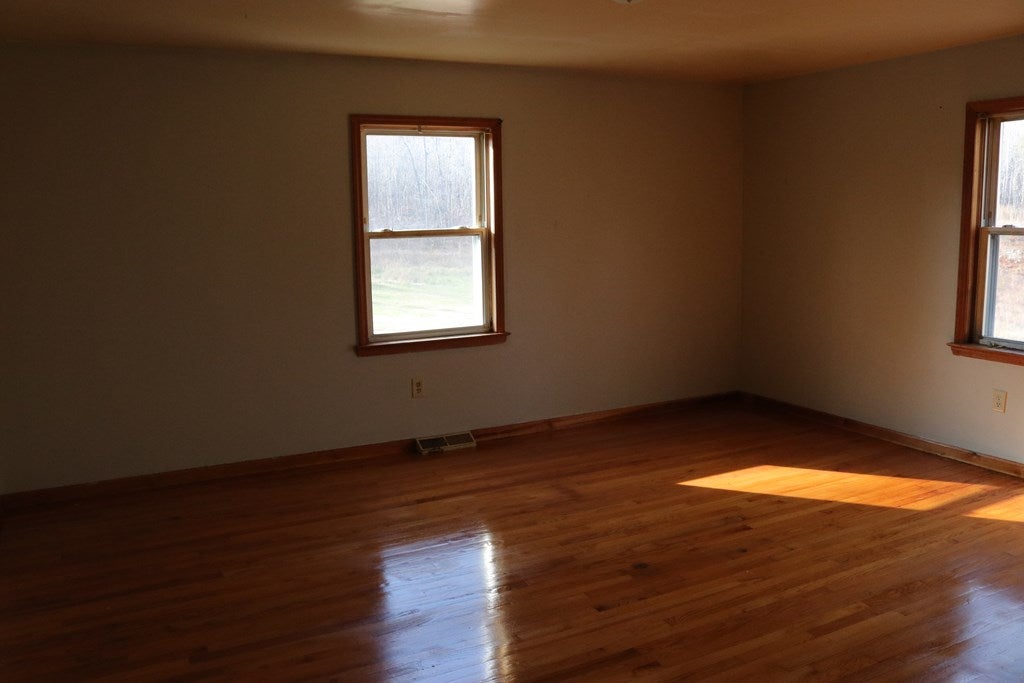 879 Union Grove Road Keysville, VA 23947 - Photo 6 of 24 Gallery Image 6