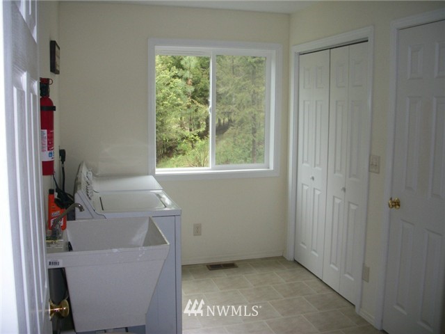 2 Pine Chee Road Oroville, WA 98844 - Photo 10 of 24