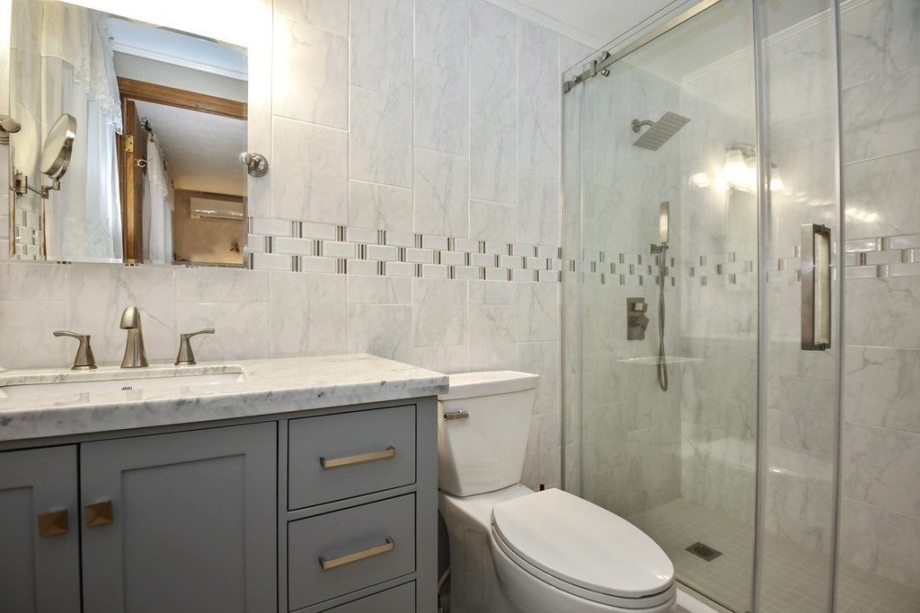 56 Barrows Road Worcester, MA 01609 - Photo 13 of 33 Gallery Image 13