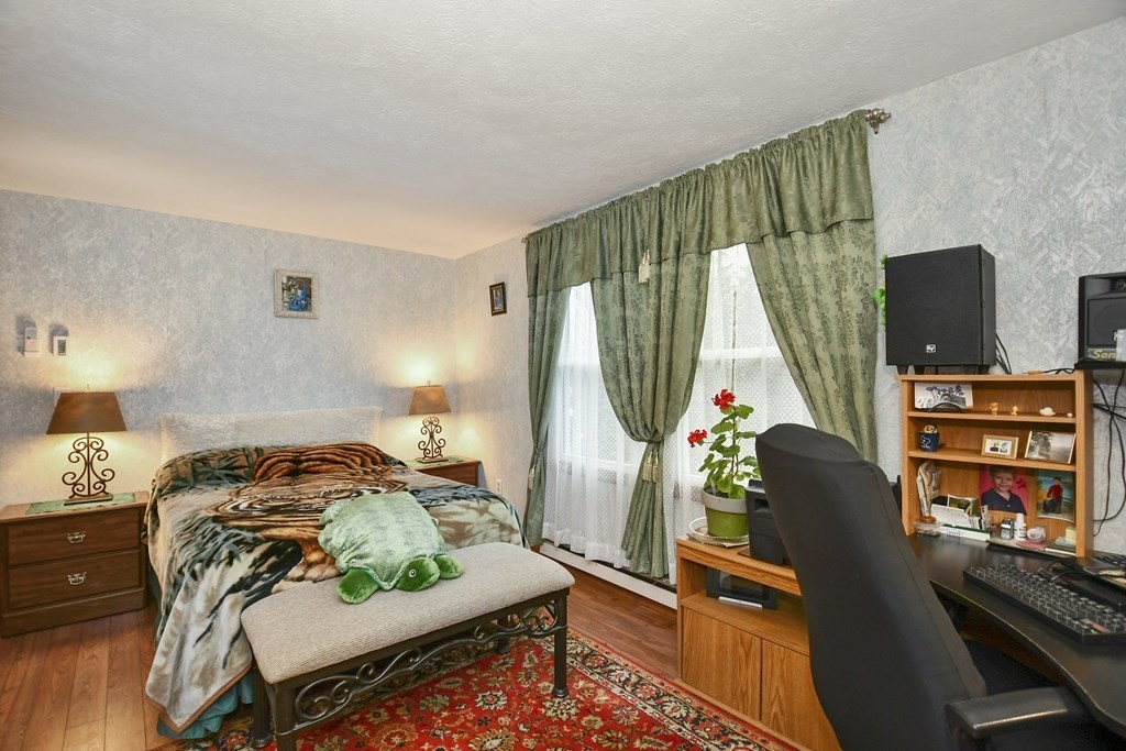 56 Barrows Road Worcester, MA 01609 - Photo 14 of 33 Gallery Image 14