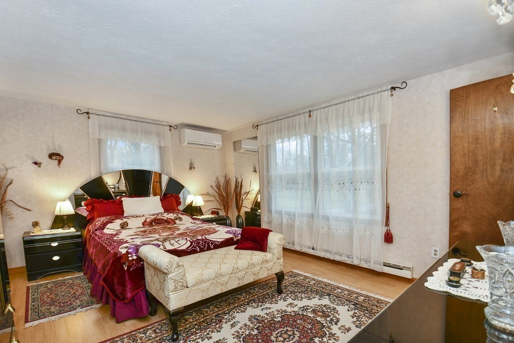 56 Barrows Road Worcester, MA 01609 - Photo 19 of 33 Gallery Image 19