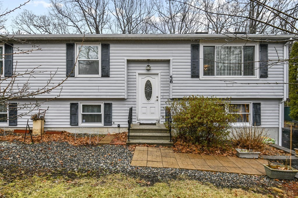 56 Barrows Road Worcester, MA 01609 - Photo 2 of 33 Gallery Image 2