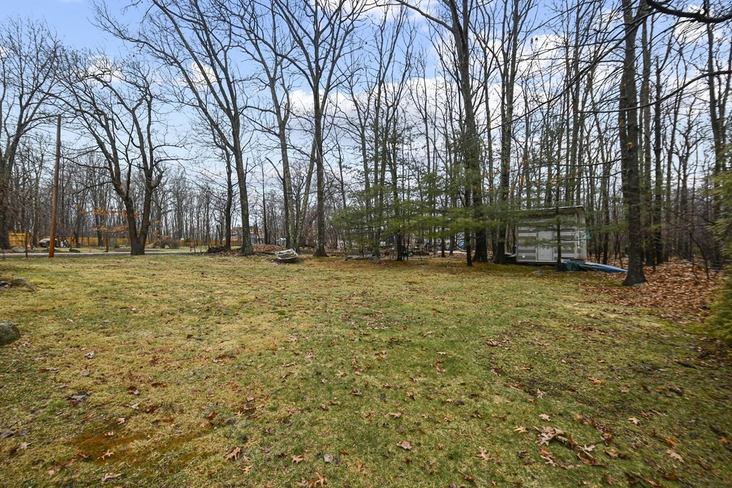 56 Barrows Road Worcester, MA 01609 - Photo 29 of 33 Gallery Image 29