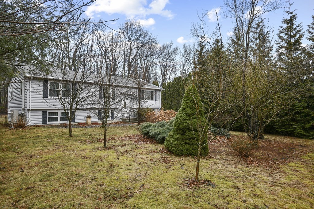 56 Barrows Road Worcester, MA 01609 - Photo 32 of 33 Gallery Image 32