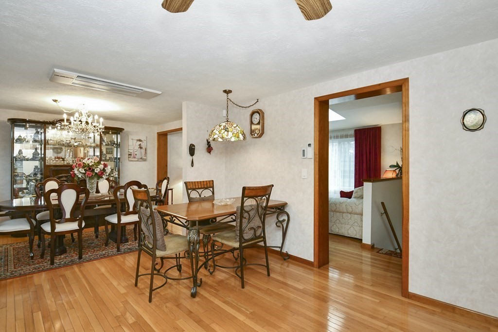 56 Barrows Road Worcester, MA 01609 - Photo 7 of 33 Gallery Image 7