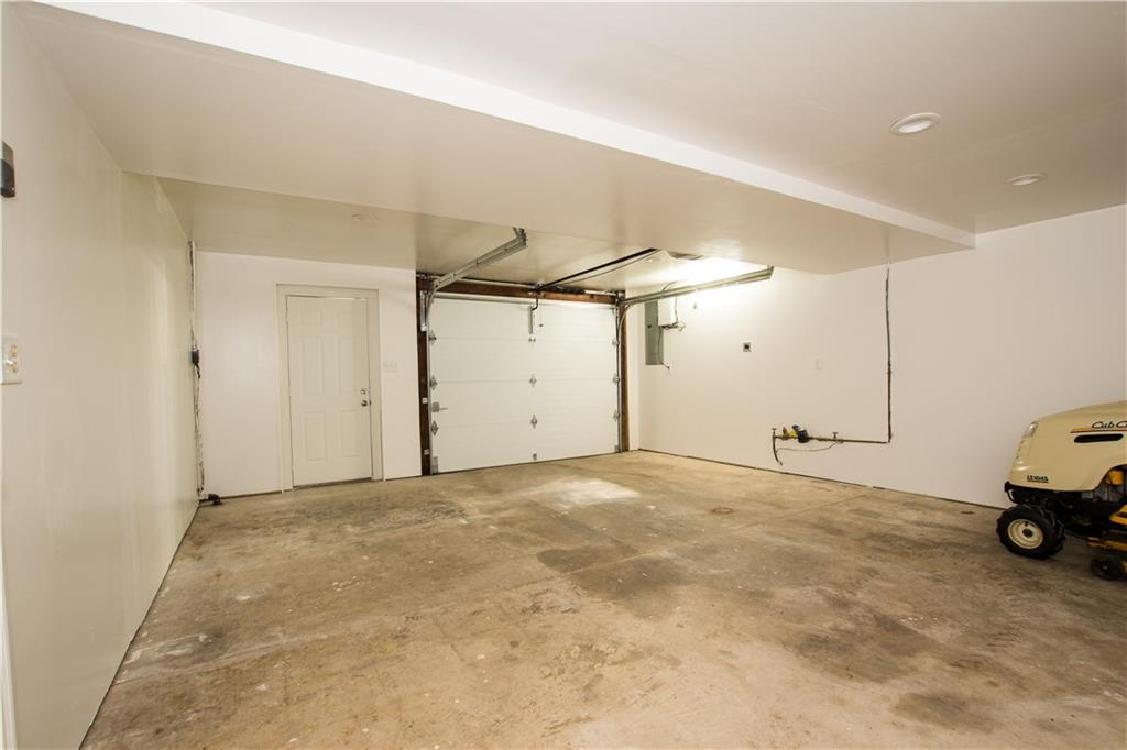 91 Fulton Road Canonsburg, PA 15317 - Photo 23 of 25 Gallery Image 23